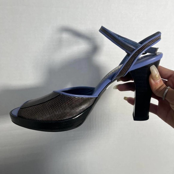 1990s Black and Purple Moschino Snakeskin Heels Size 6 - Picture 2 of 4